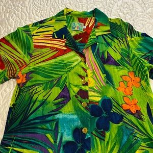 Women’s Jams World shirt size S